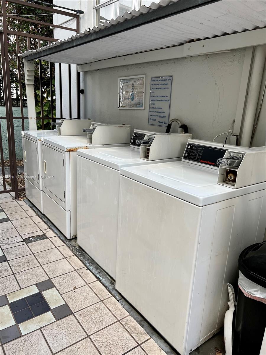 PARK CORNER CONDO - Residential Lease