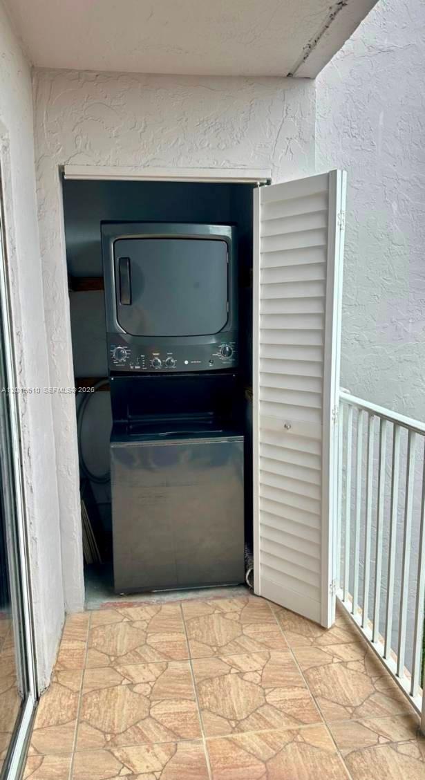 TERRAZAS DEL SOL CONDO - Residential
