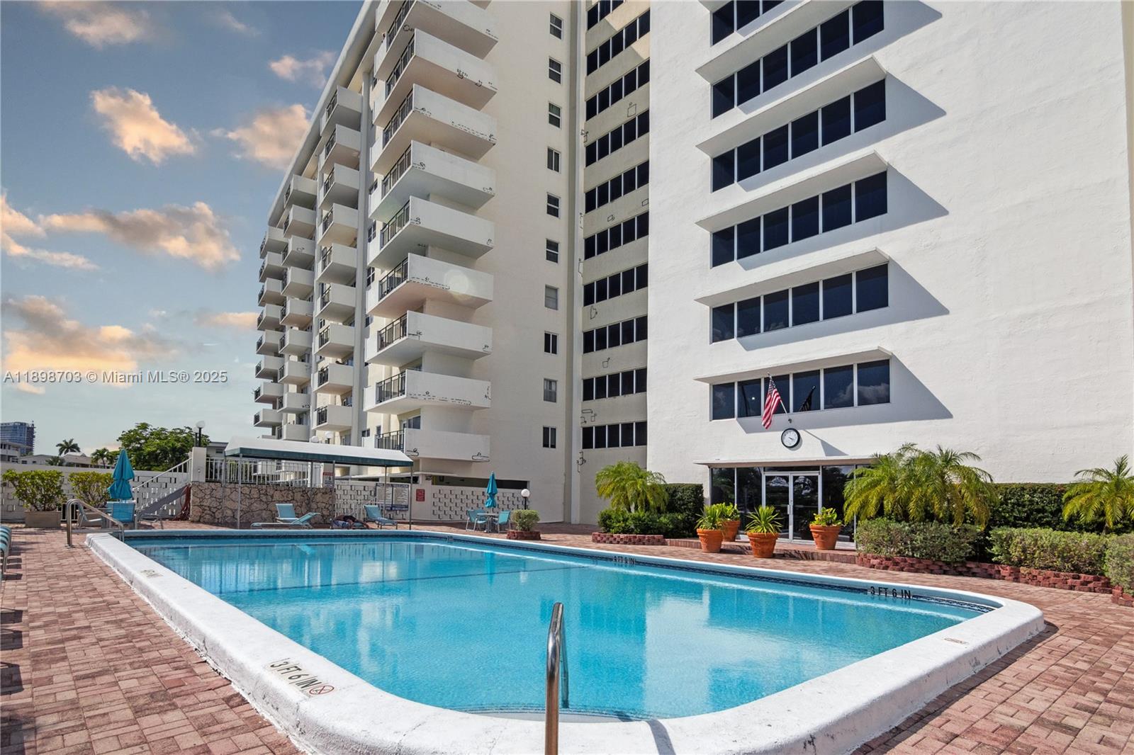 OCEAN VIEW TOWERS CONDO - Residential