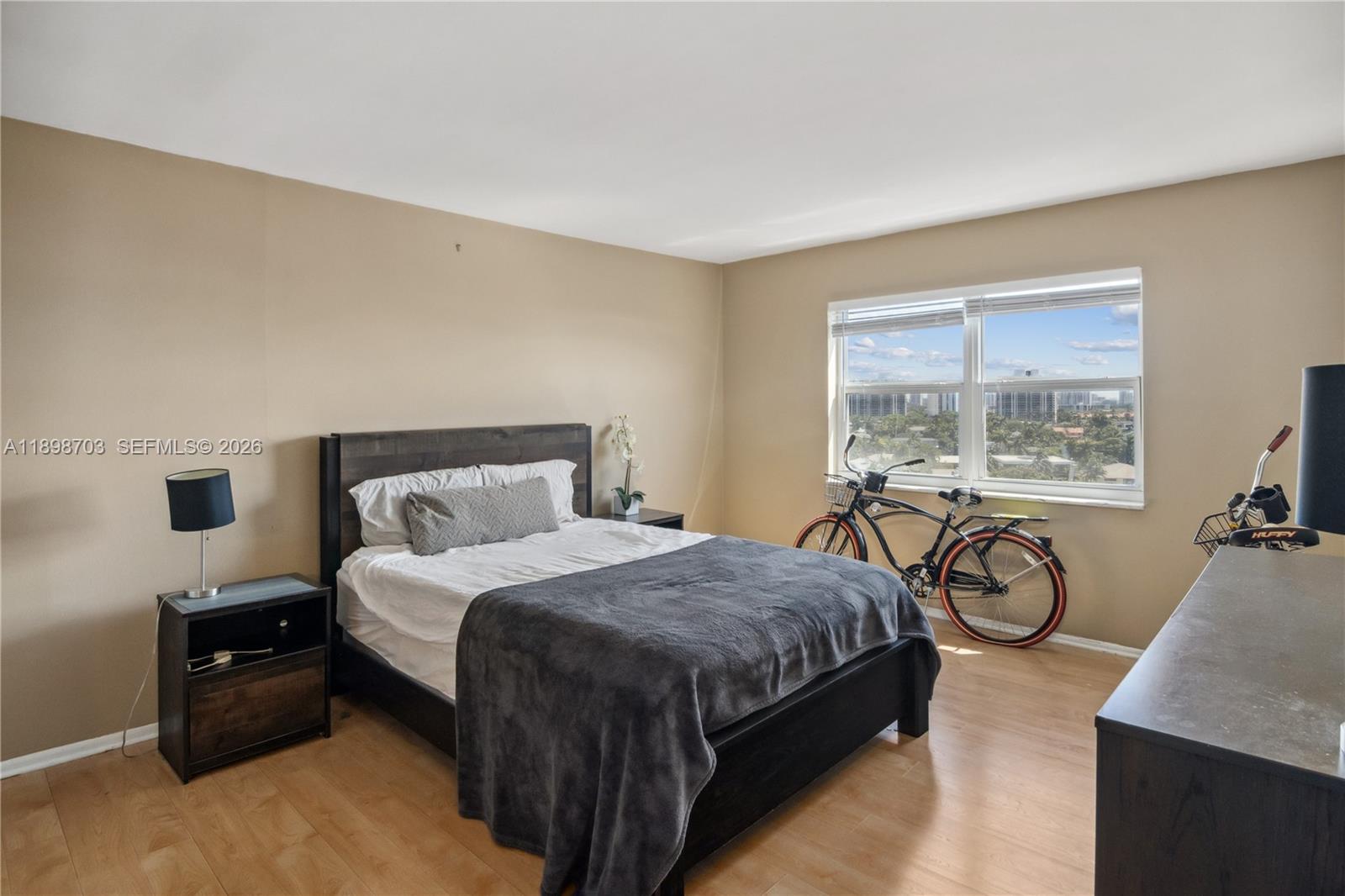 OCEAN VIEW TOWERS CONDO - Residential