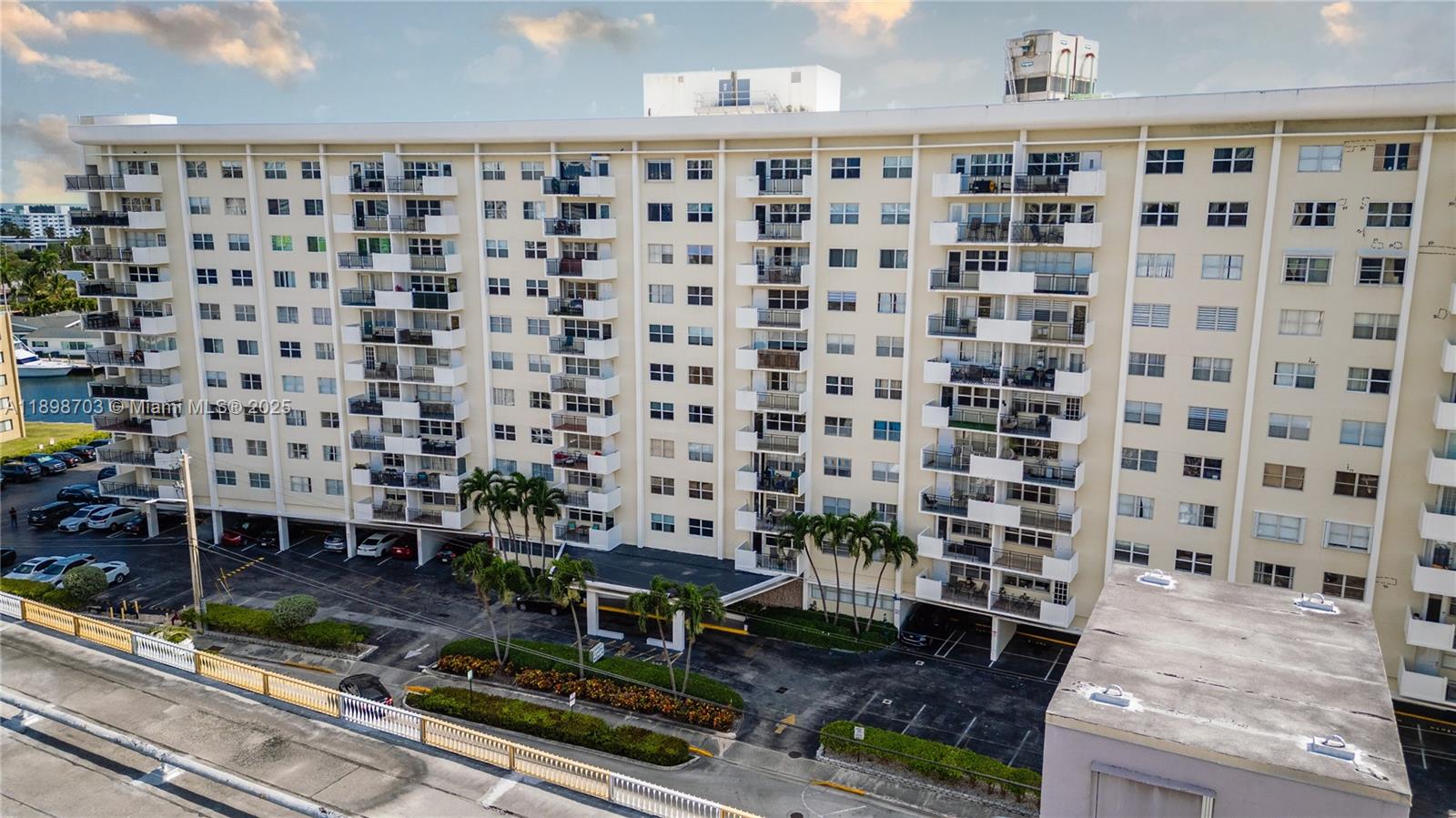 OCEAN VIEW TOWERS CONDO - Residential