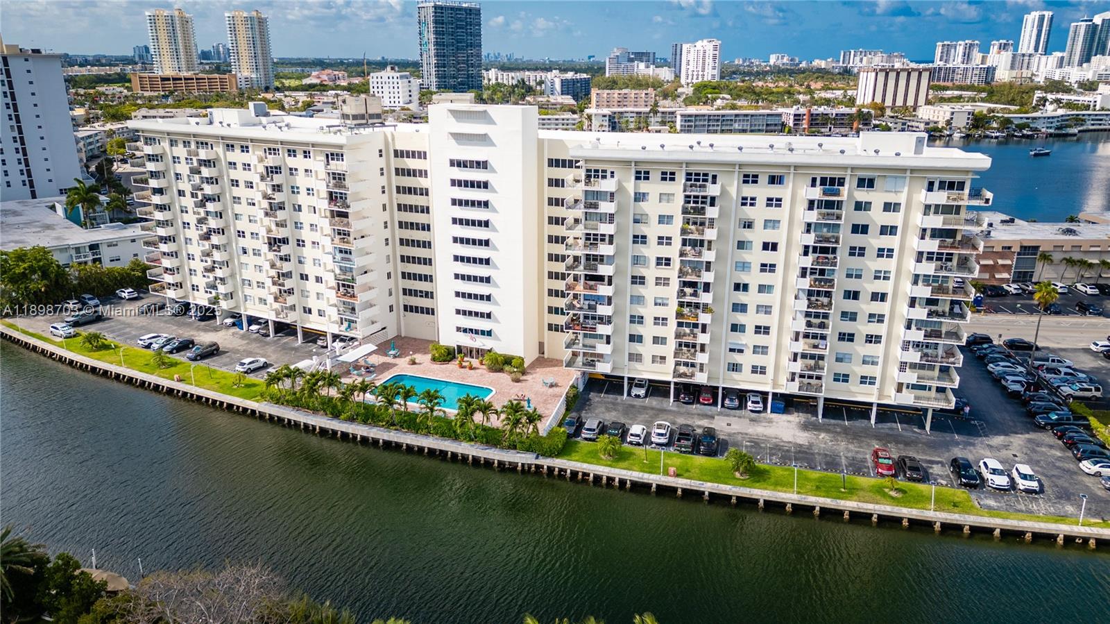 OCEAN VIEW TOWERS CONDO - Residential