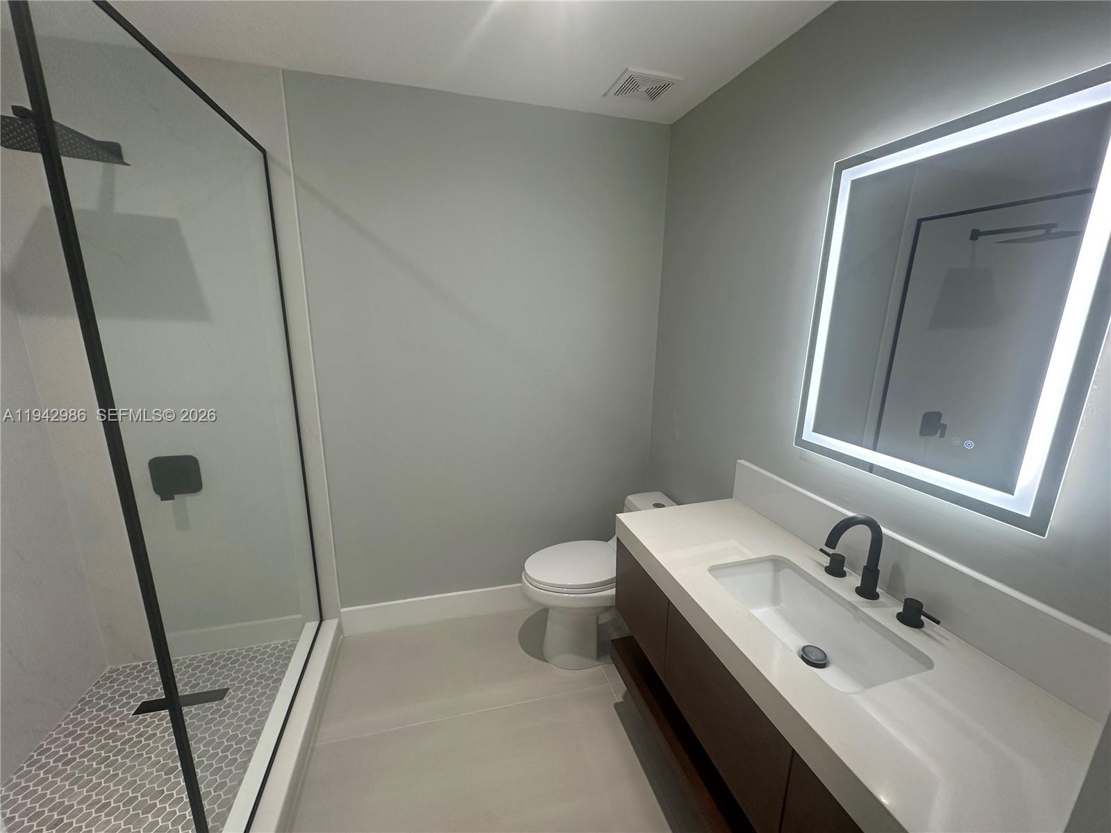 COSTA DEL SOL CONDO E - Residential