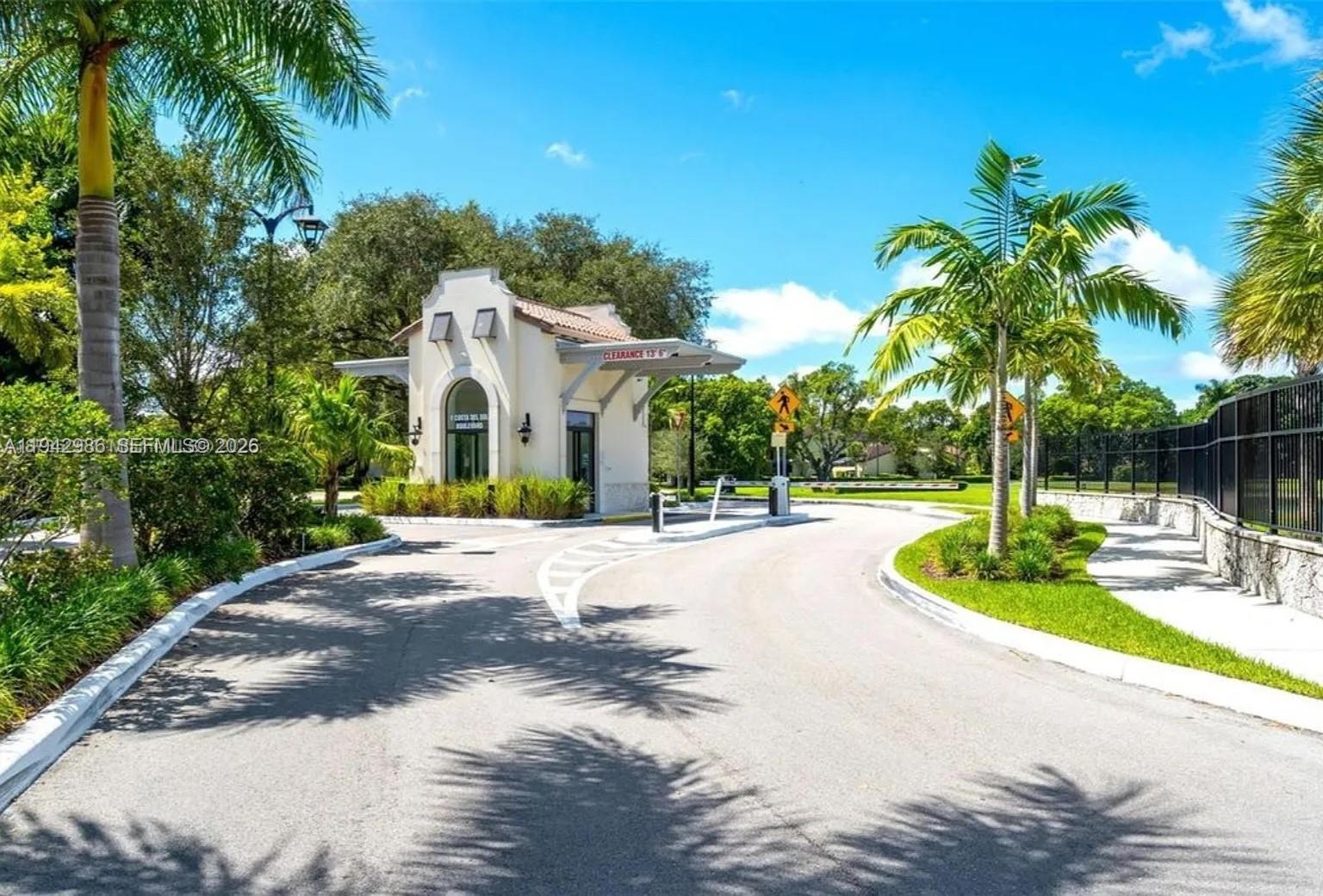 COSTA DEL SOL CONDO E - Residential