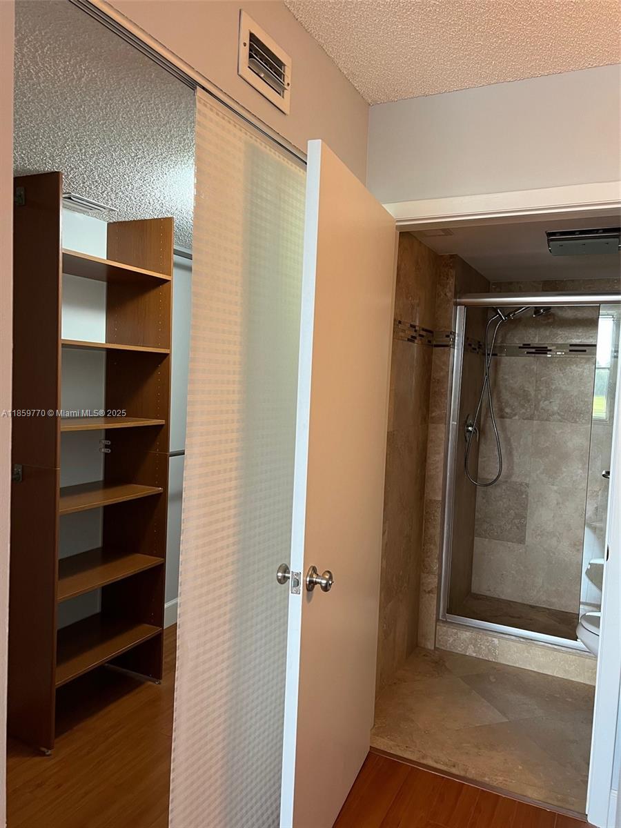 APPLEWOOD VILLAGE II-E CO - Residential