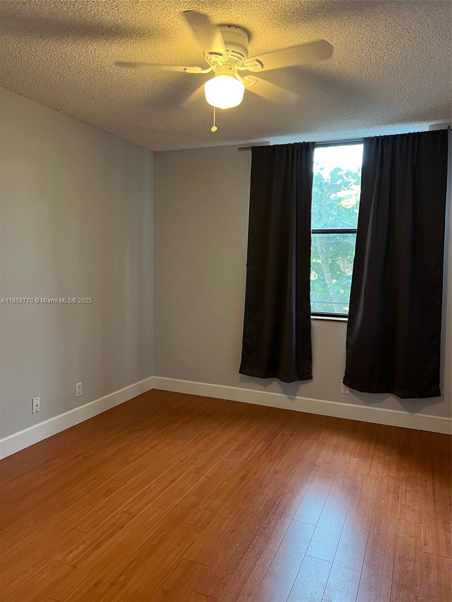 APPLEWOOD VILLAGE II-E CO - Residential