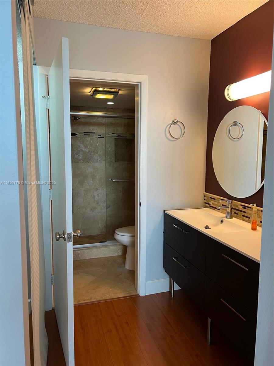 APPLEWOOD VILLAGE II-E CO - Residential