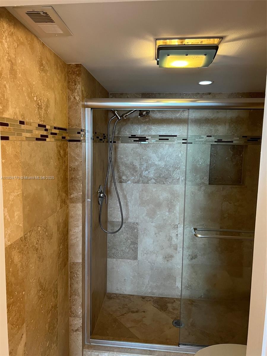 APPLEWOOD VILLAGE II-E CO - Residential