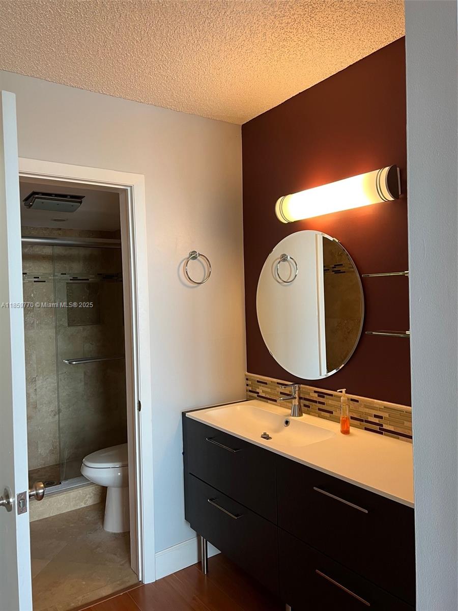 APPLEWOOD VILLAGE II-E CO - Residential