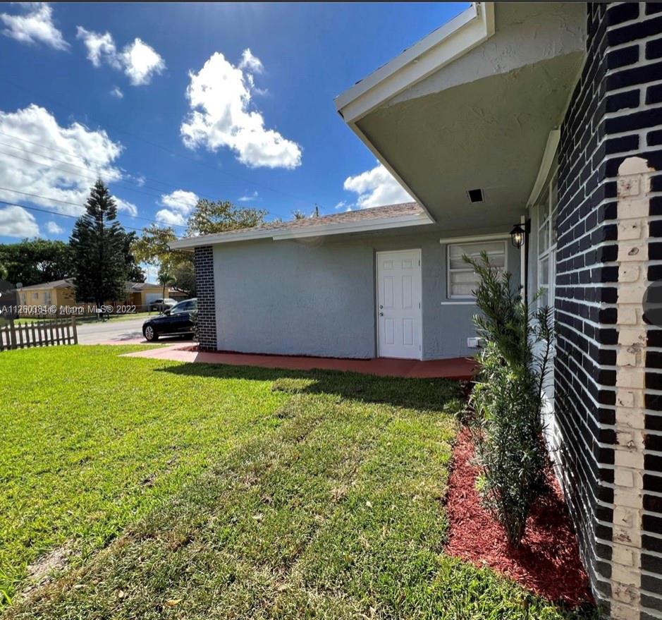 WEST CARVER RANCHES ADD N - Residential Lease