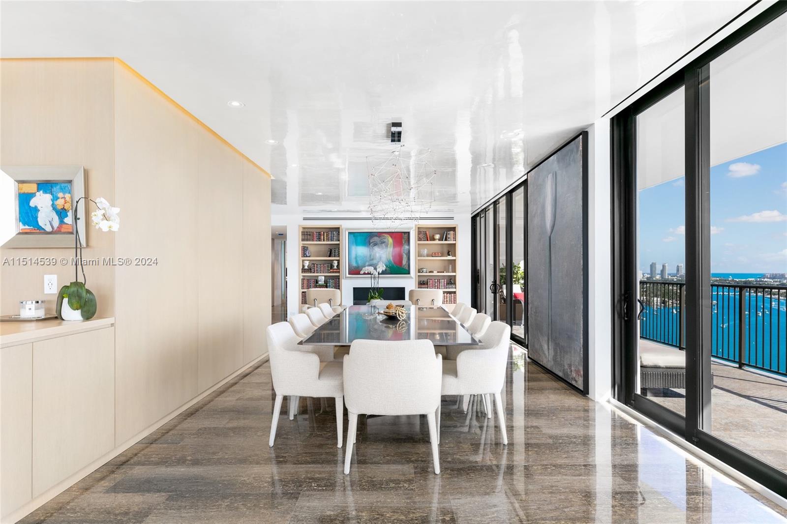 ONE THOUSAND VENETIAN WAY - Residential