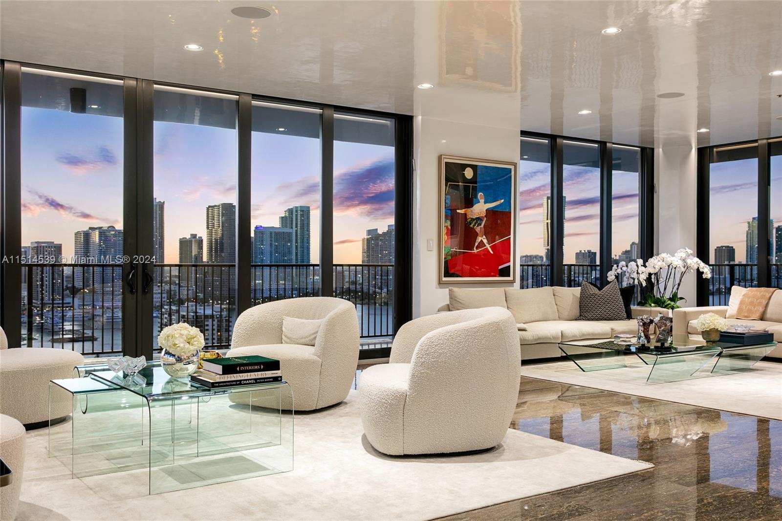 ONE THOUSAND VENETIAN WAY - Residential