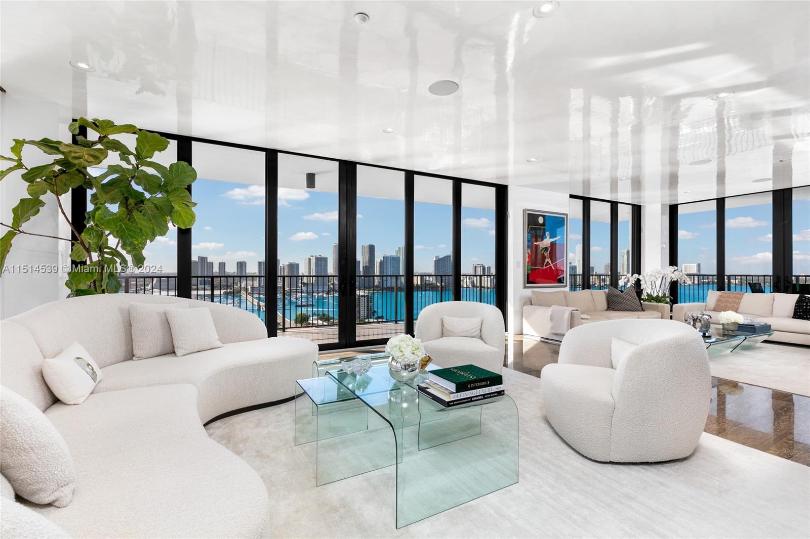 ONE THOUSAND VENETIAN WAY - Residential