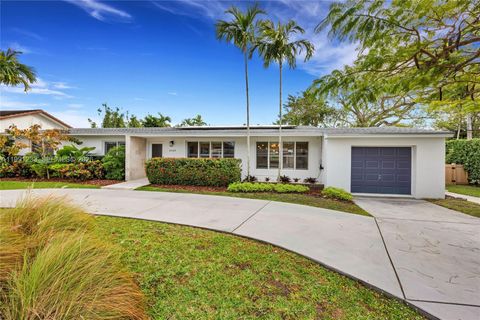 Photo of 6440 SW 63rd Ter #0, South Miami, FL 33143 (MLS # A11991233)