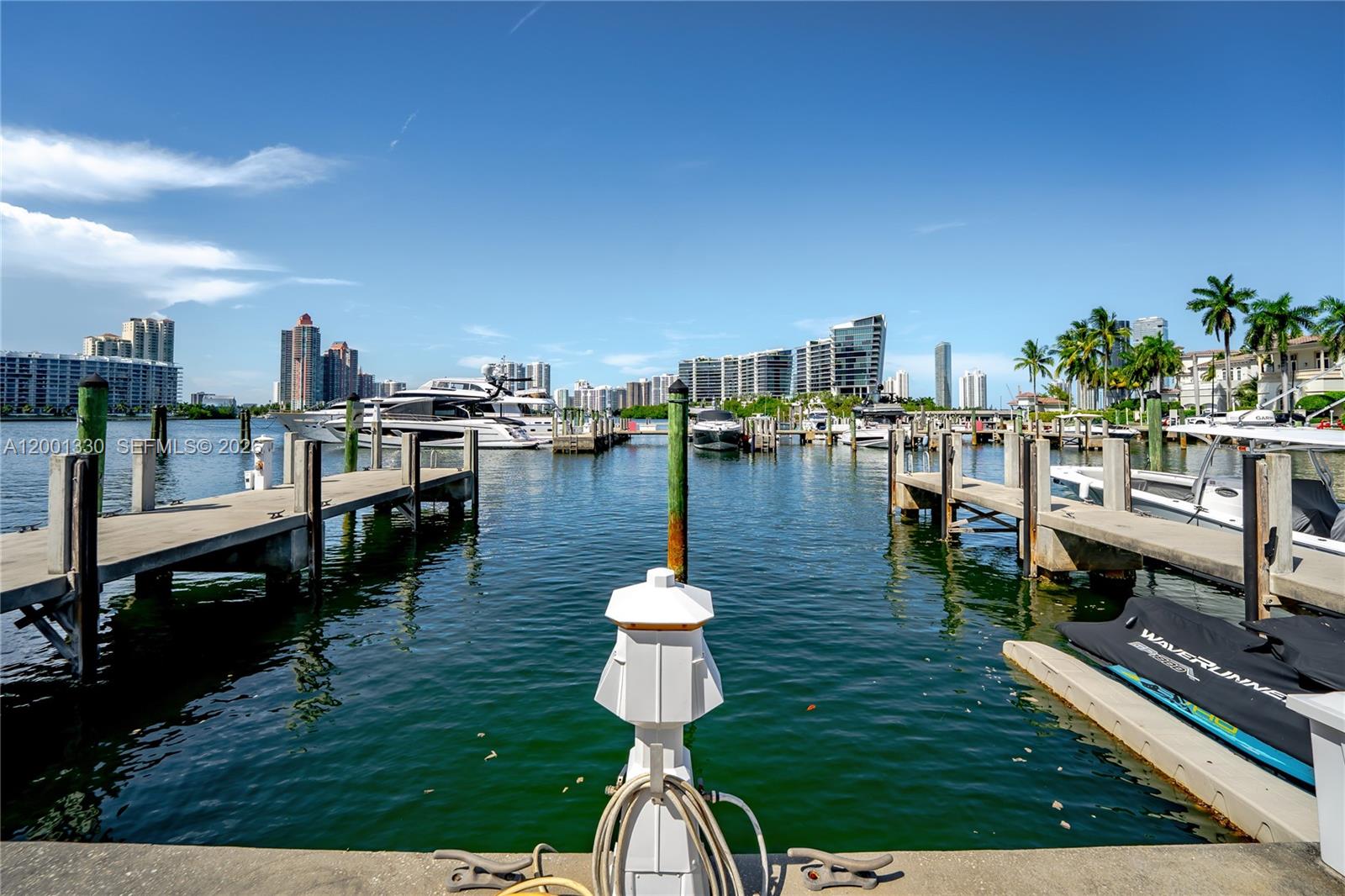 ISLAND ESTATES - Residential