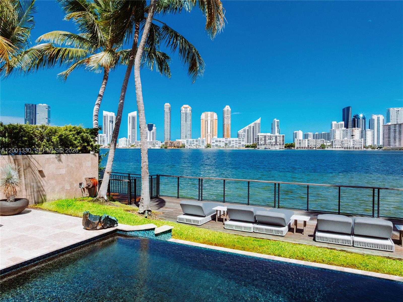 ISLAND ESTATES - Residential