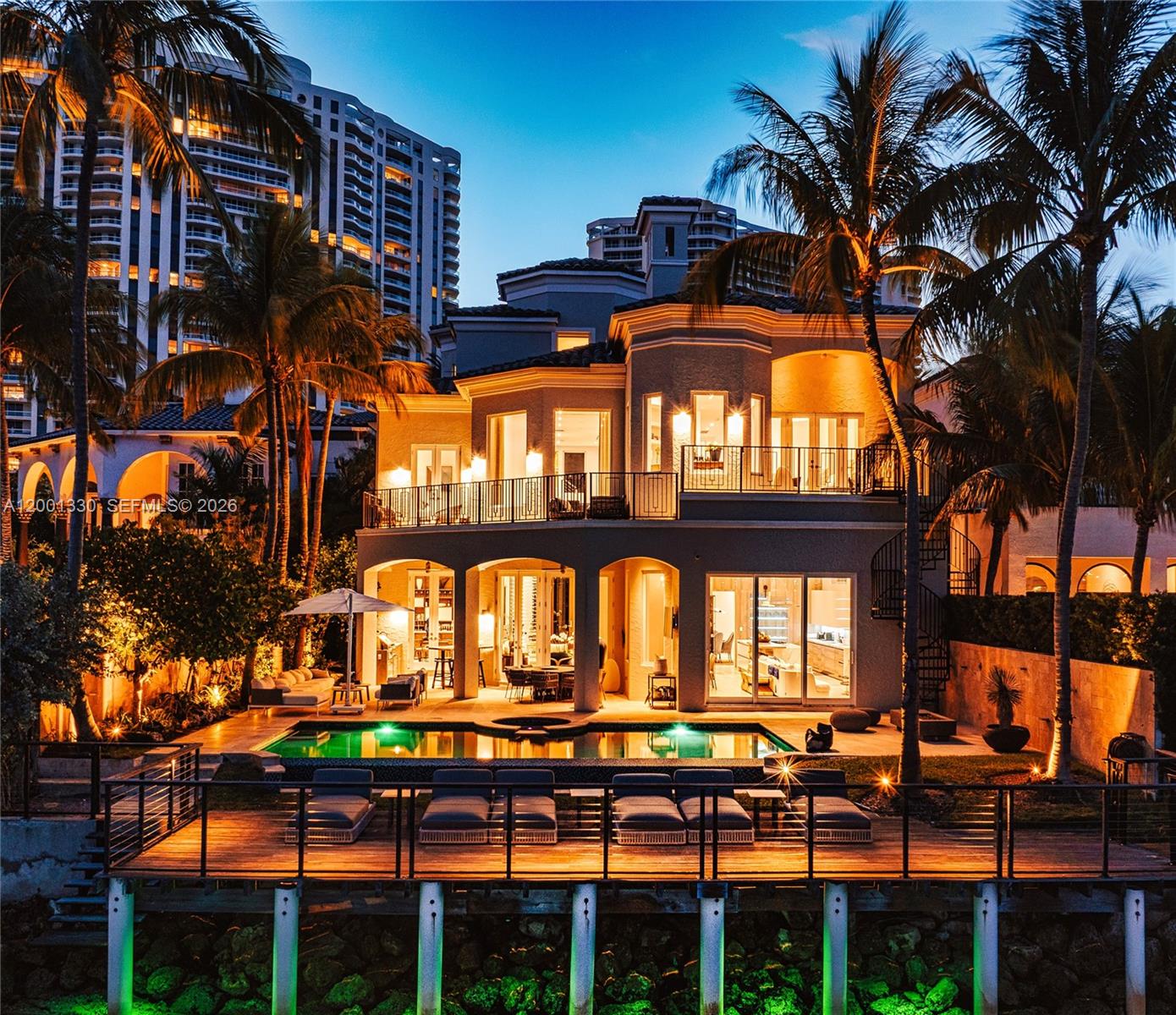 ISLAND ESTATES - Residential