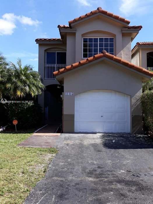 Step into this beautifully maintained 3-bedroom, 2.5-bath townhouse with a 1 car garage located in the desirable Adagio at the Hammocks community. Enjoy a spacious master suite with a remodeled bathroom and a private patio perfect for relaxing or entertaining. Nestled in a quiet, well-kept neighborhood, residents have access to a wide range of amenities including a scenic lake, swimming pool, gym, tennis courts, basketball courts, and more. Conveniently close to top-rated schools and popular shopping centers. Don’t miss this opportunity to make it your new home!