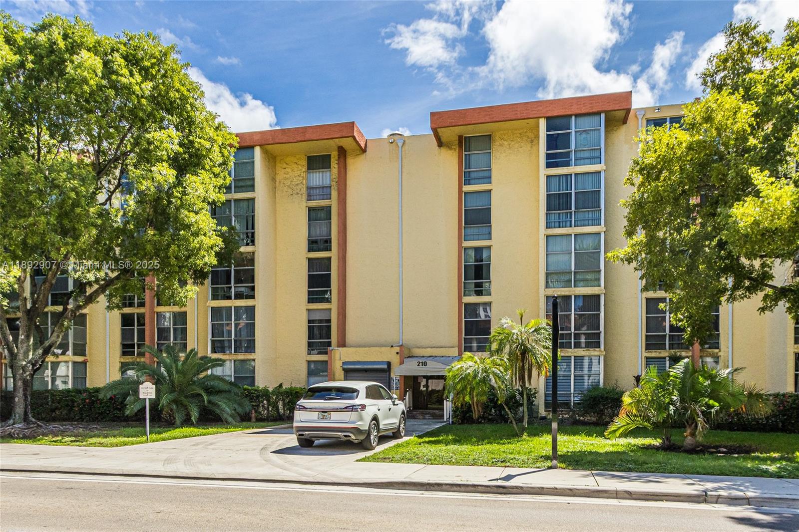 Magnificent opportunity to have an apartment next to the beach in Sunny Isles. Great location, 1 Large Bdrm with spacious walk in closet and private bathroom, ample living room + den and guest bathroom, kitchen with breakfast area, lots of closet space, tile floor throughout, 1 assigned parking space and guest parking, storage room, exercise room, club room and spacious pool, laundry room right outside from door. Close to shopping plaza, grocery store and restaurants. Very convenient location. Motivated seller. This property is priced to sell fast. This great unit awaits your excellent personal touch.