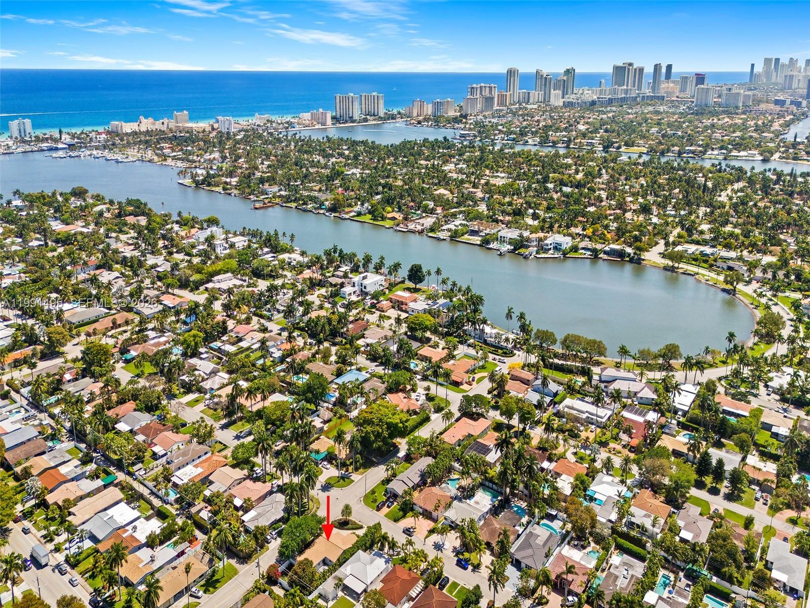 HOLLYWOOD LAKES SECTION - Residential