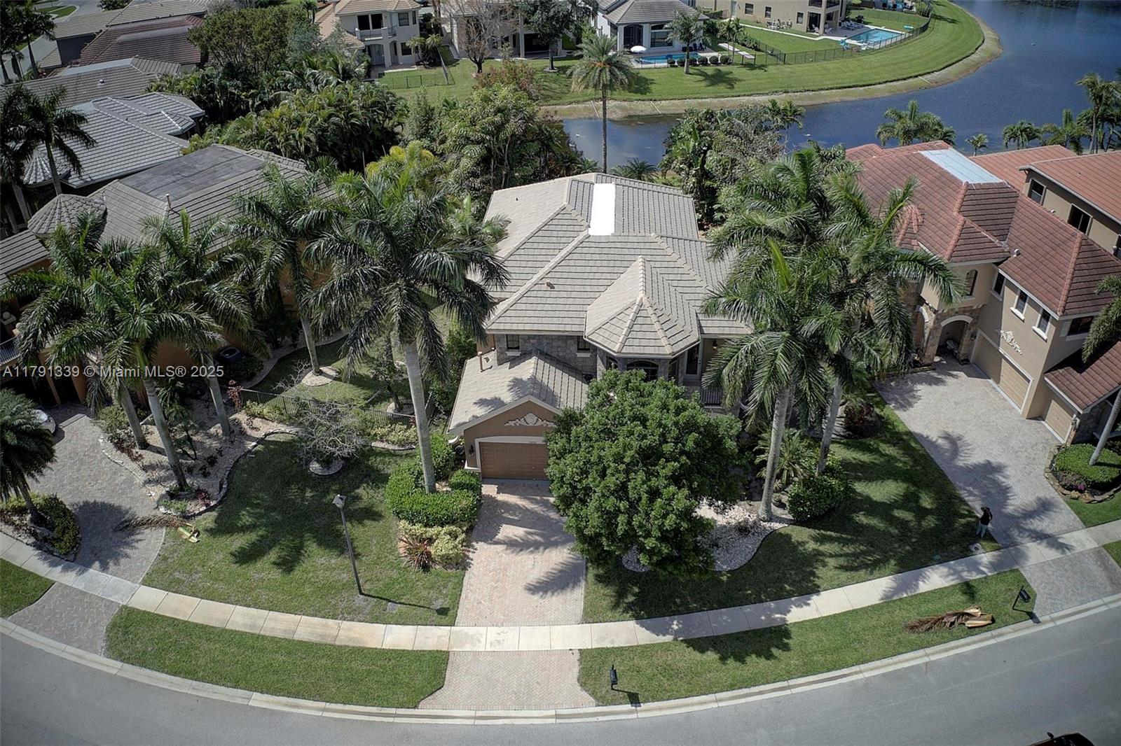 3483 S Collonade Dr 3483