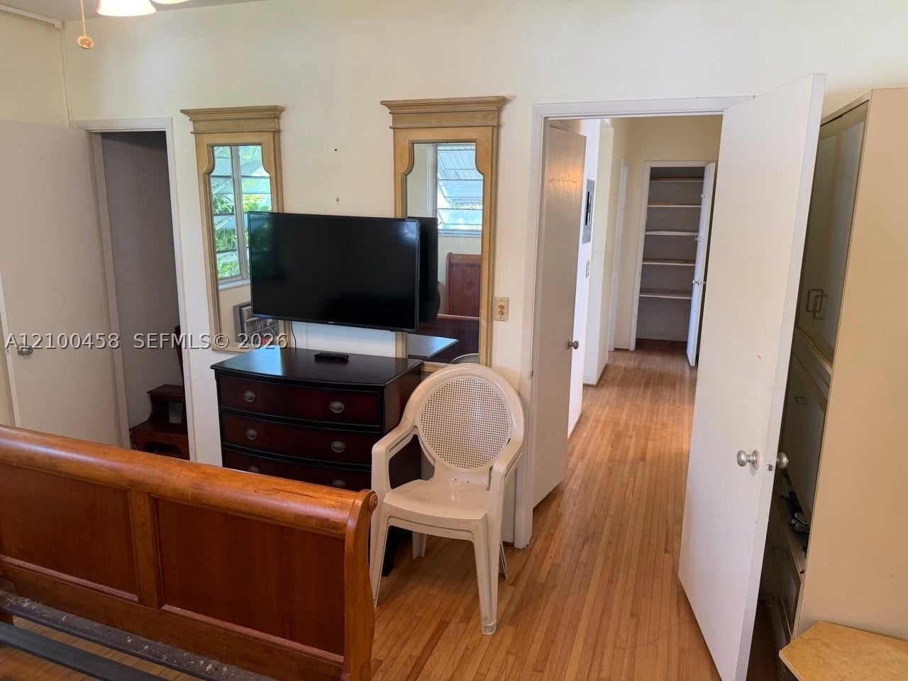 View photos, virtual tours, details... 7915 Byron Ave 4