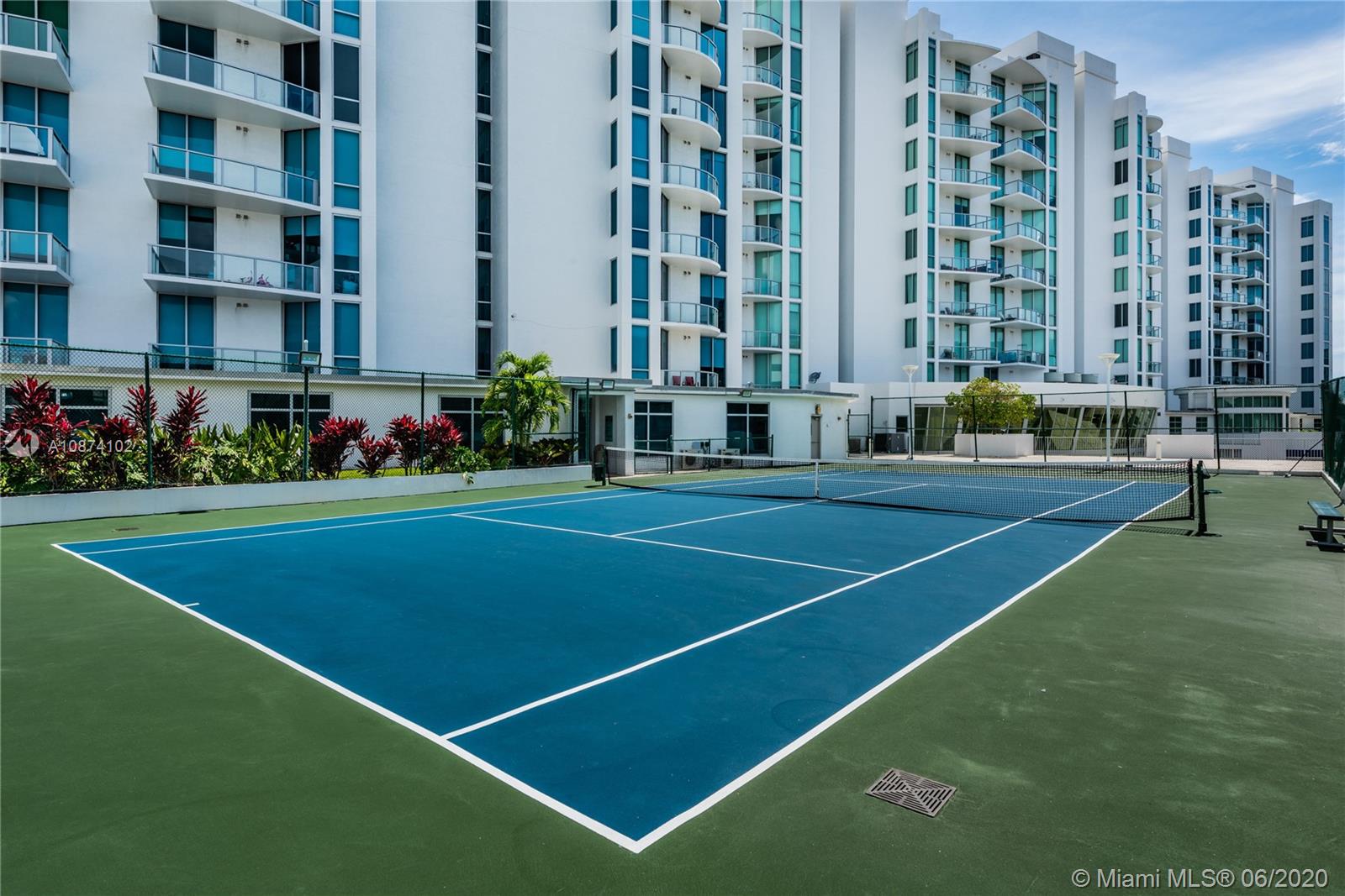 UPTOWN MARINA LOFTS CONDO - Residential