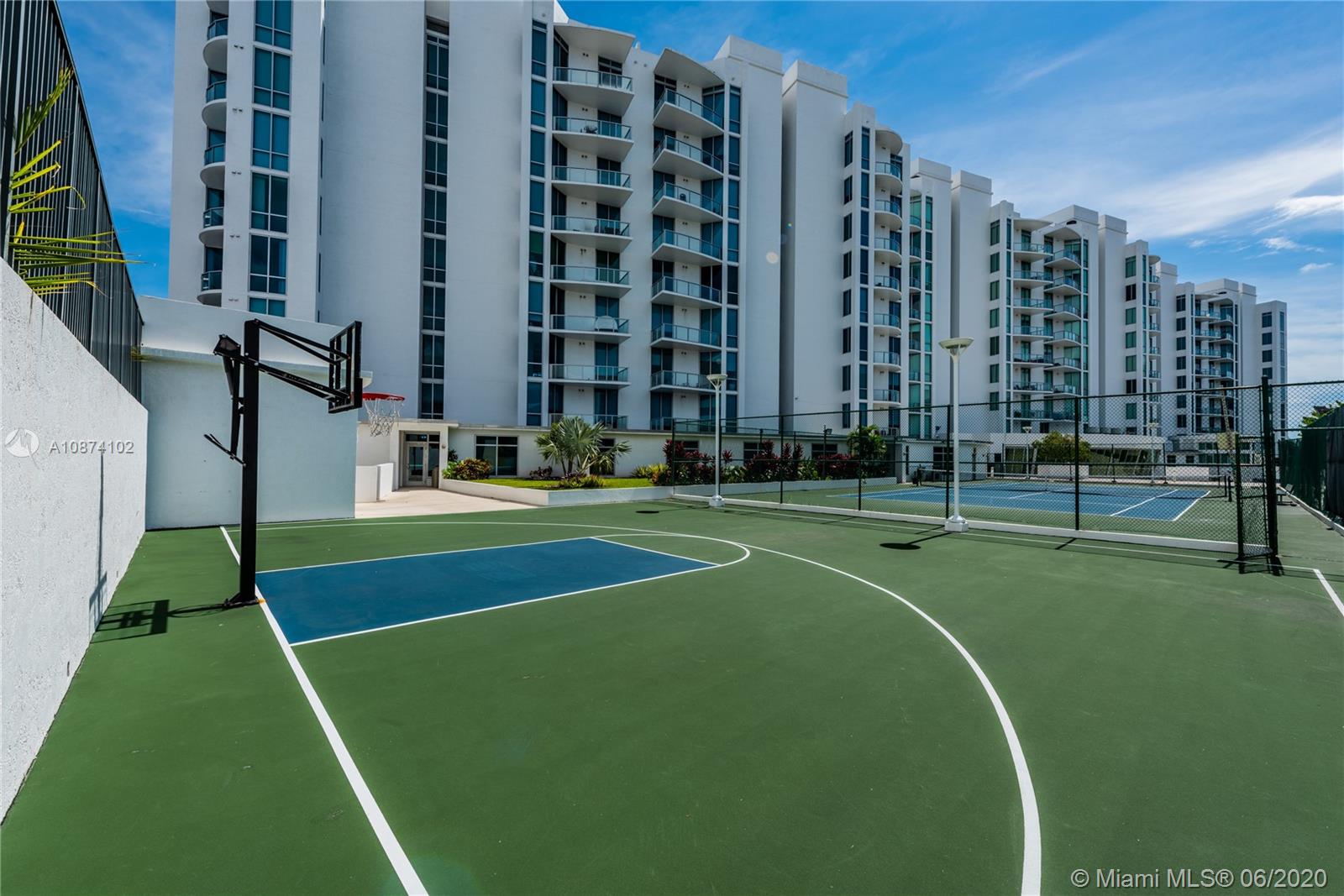 UPTOWN MARINA LOFTS CONDO - Residential