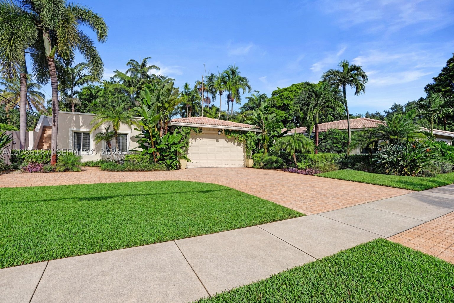 712 S 15th Ave