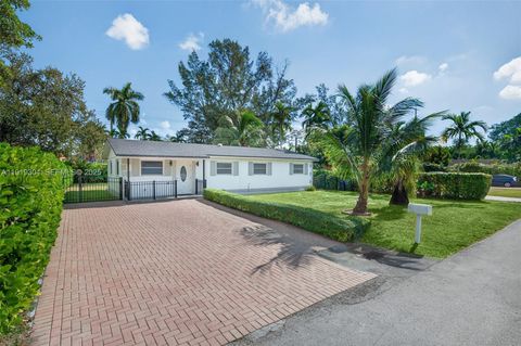 6255 SW 62nd Ct South Miami FL 33143