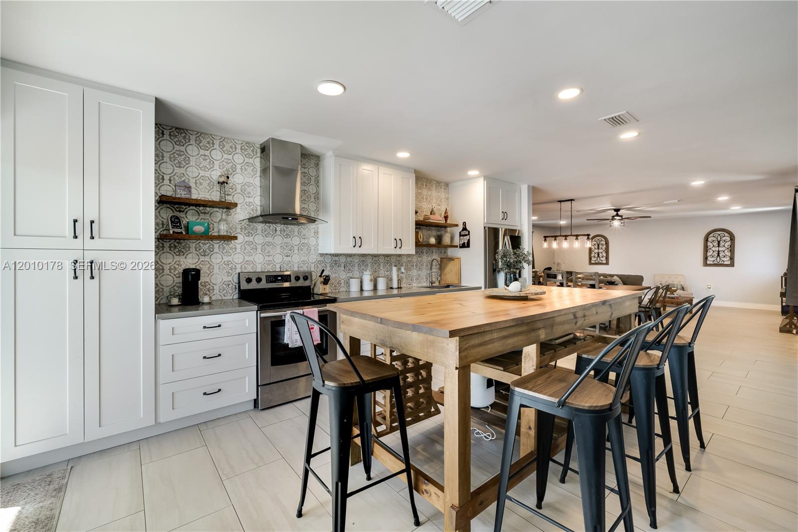 OLD CUTLER COVE - Residential