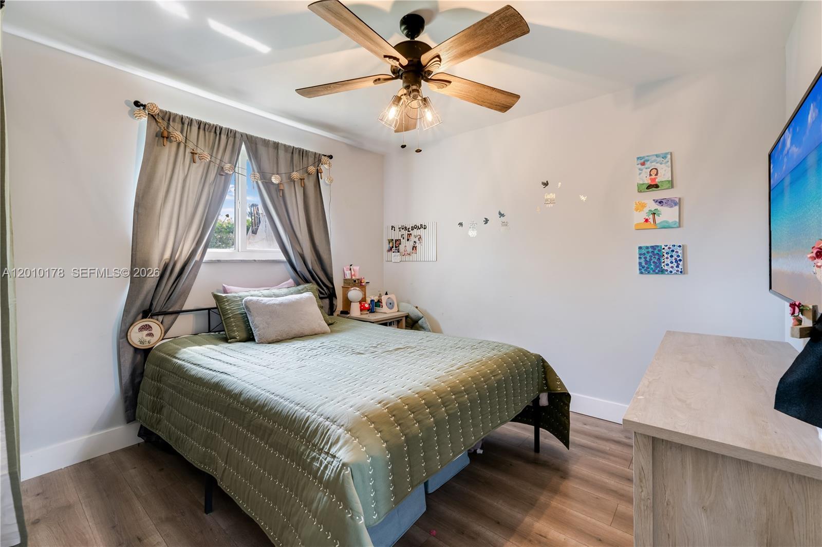 OLD CUTLER COVE - Residential