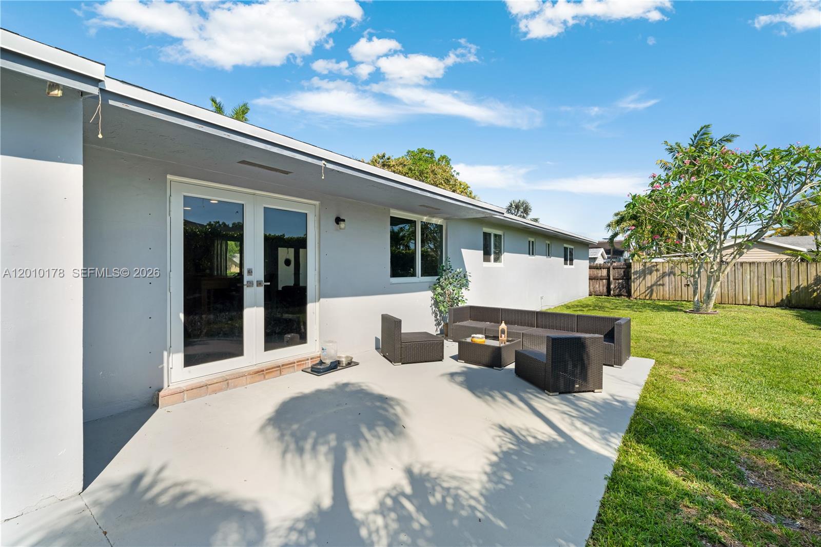 OLD CUTLER COVE - Residential