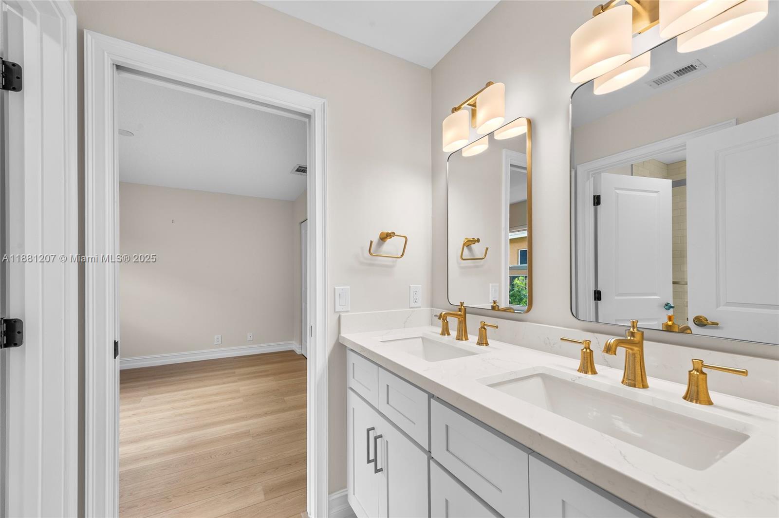 Grand Oaks - Residential