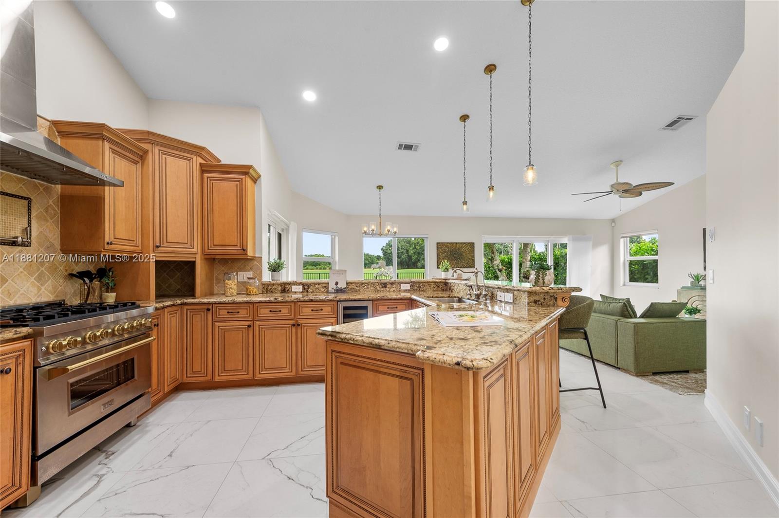 Grand Oaks - Residential
