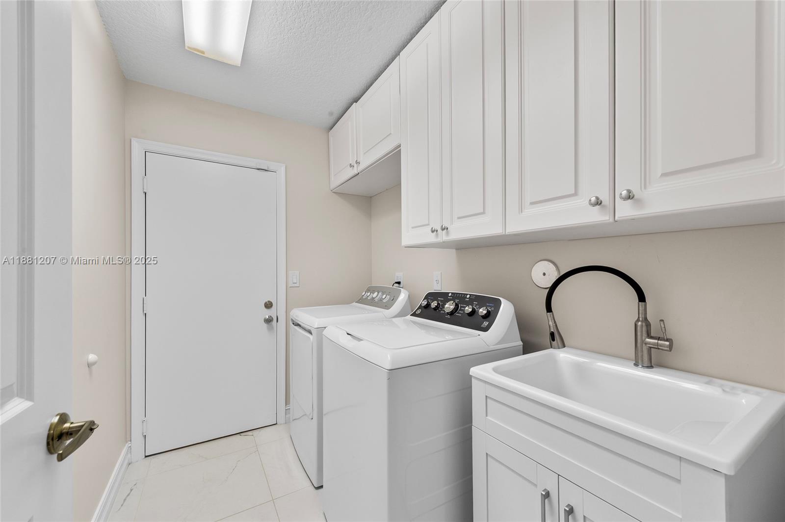 Grand Oaks - Residential