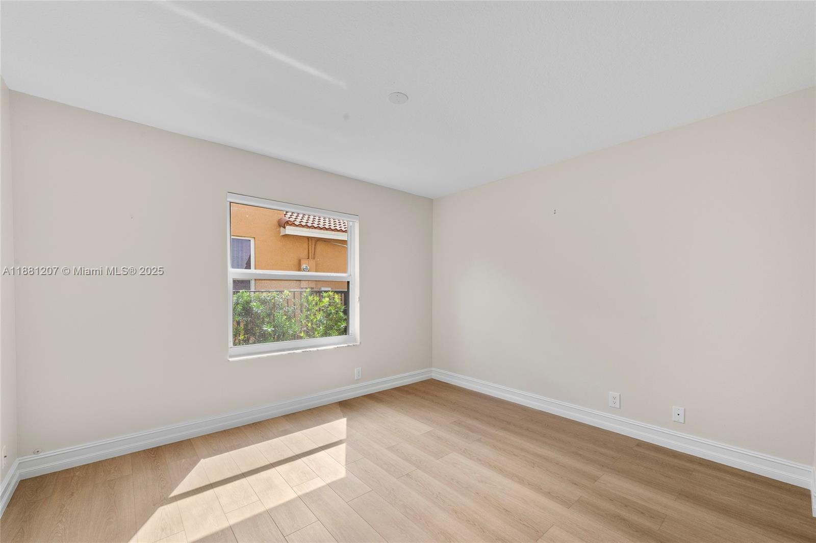 Grand Oaks - Residential