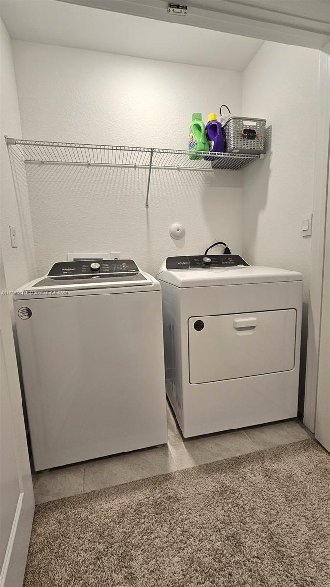 HIGHLAND OAKS - Residential Lease