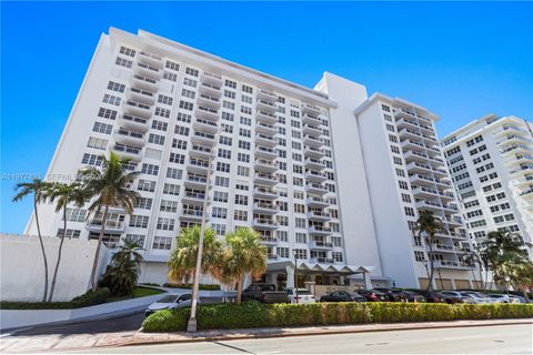 Tiny photo for 5700 Collins Ave #3A, Miami Beach, FL 33140 (MLS # A11977433)