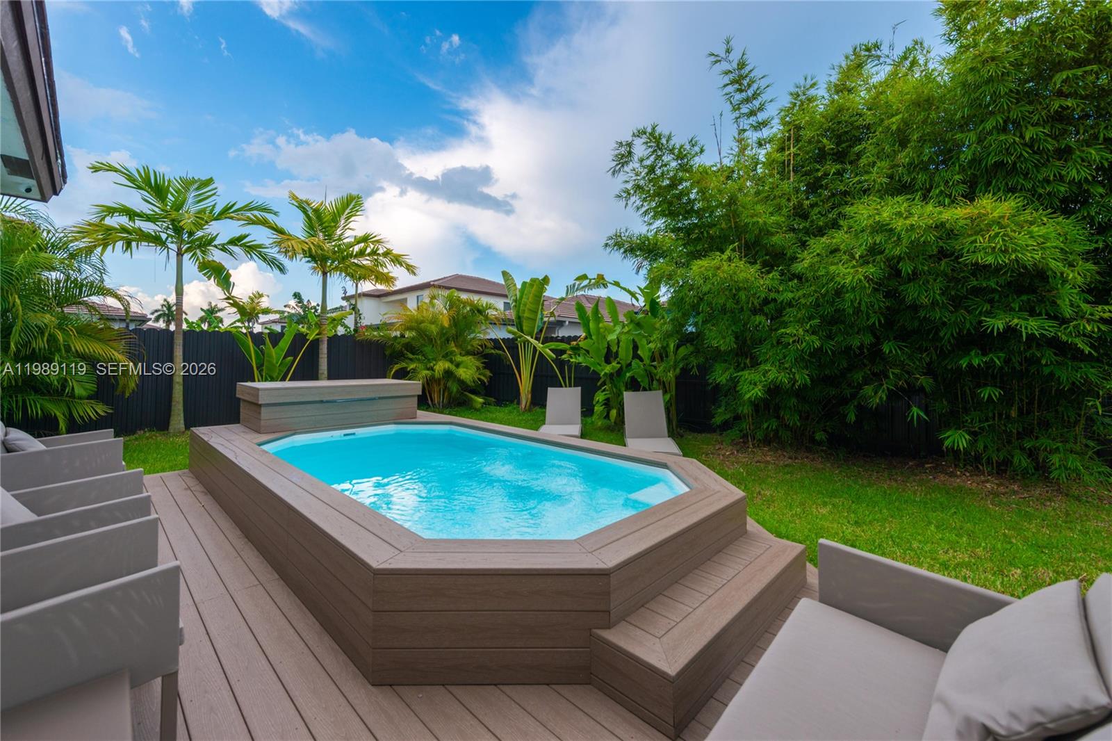 CALDWELL MARTIN SUBD - Residential