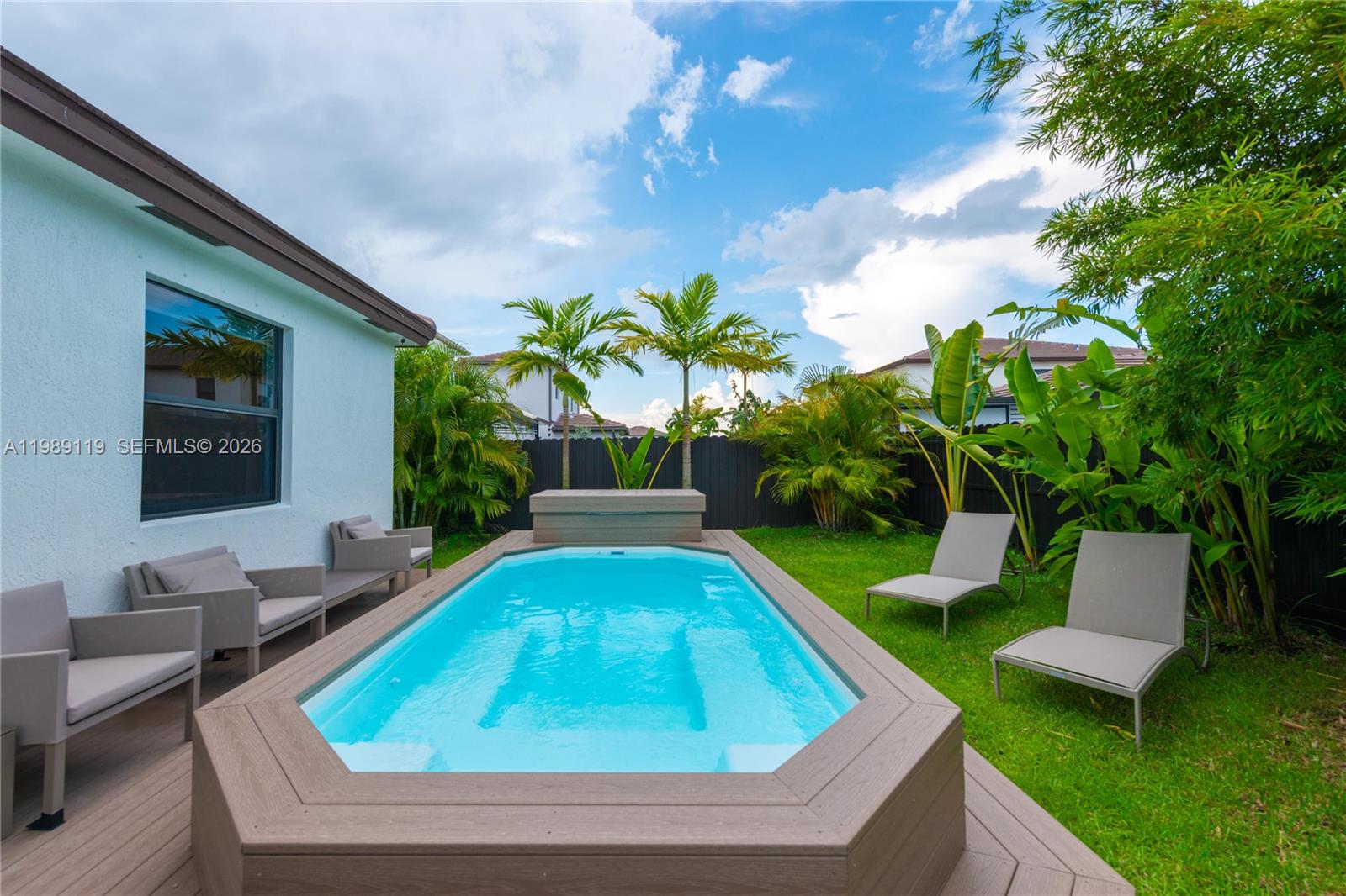 CALDWELL MARTIN SUBD - Residential