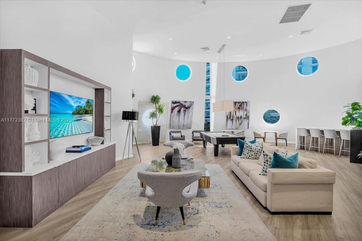 TERRA BEACHSIDE CONDO - Residential
