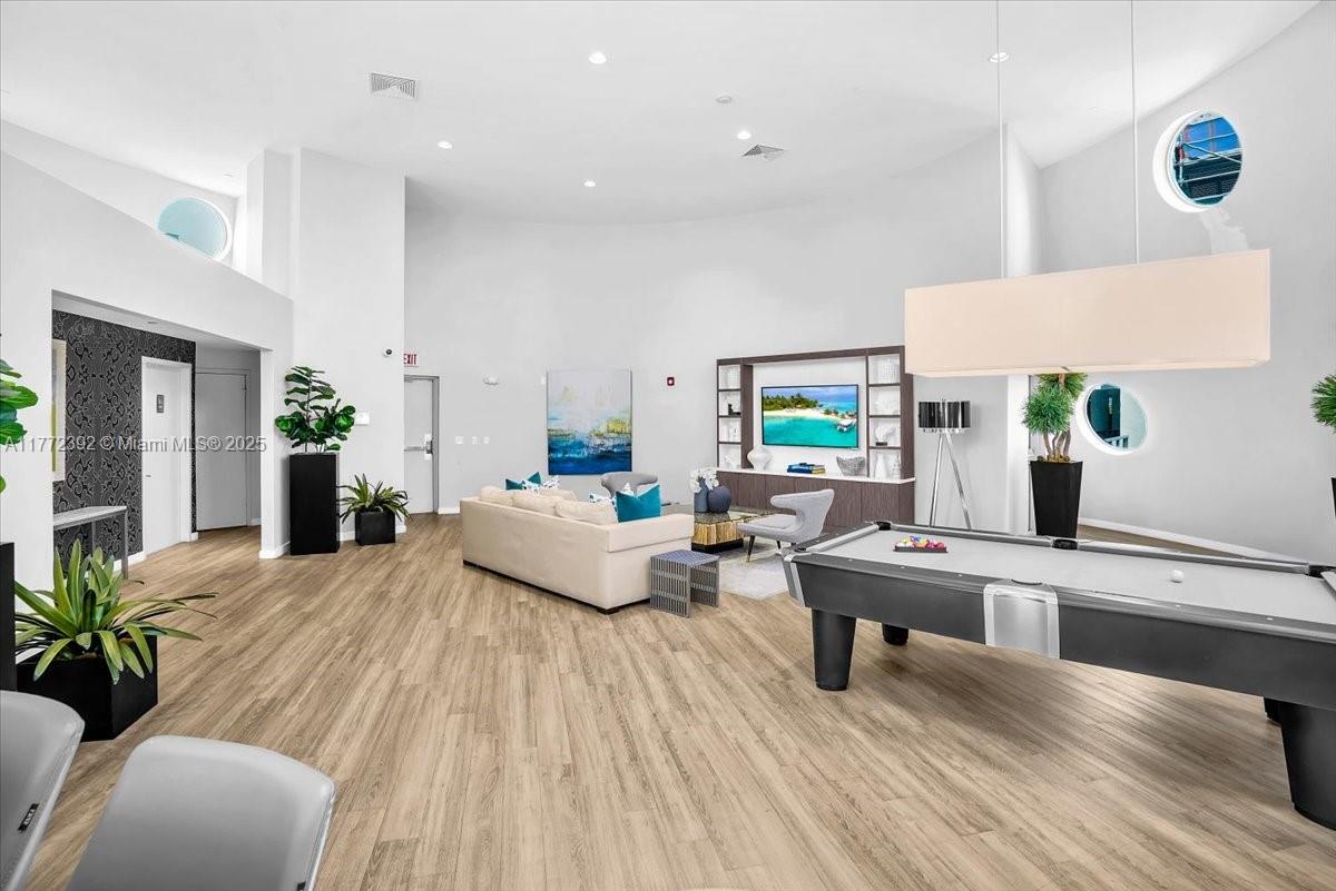 TERRA BEACHSIDE CONDO - Residential