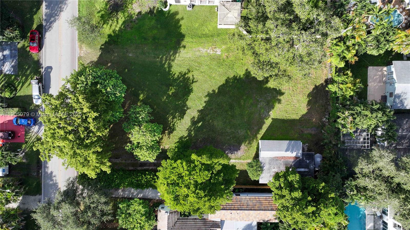 EL JARDIN - Residential