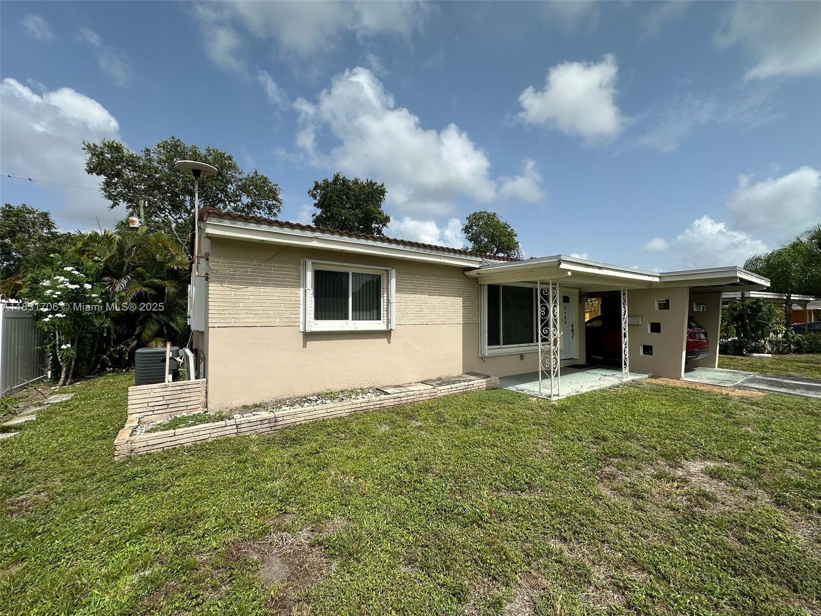 Great starter home or fix and flip property or rental! Clean but outdated. Please see broker remarks.