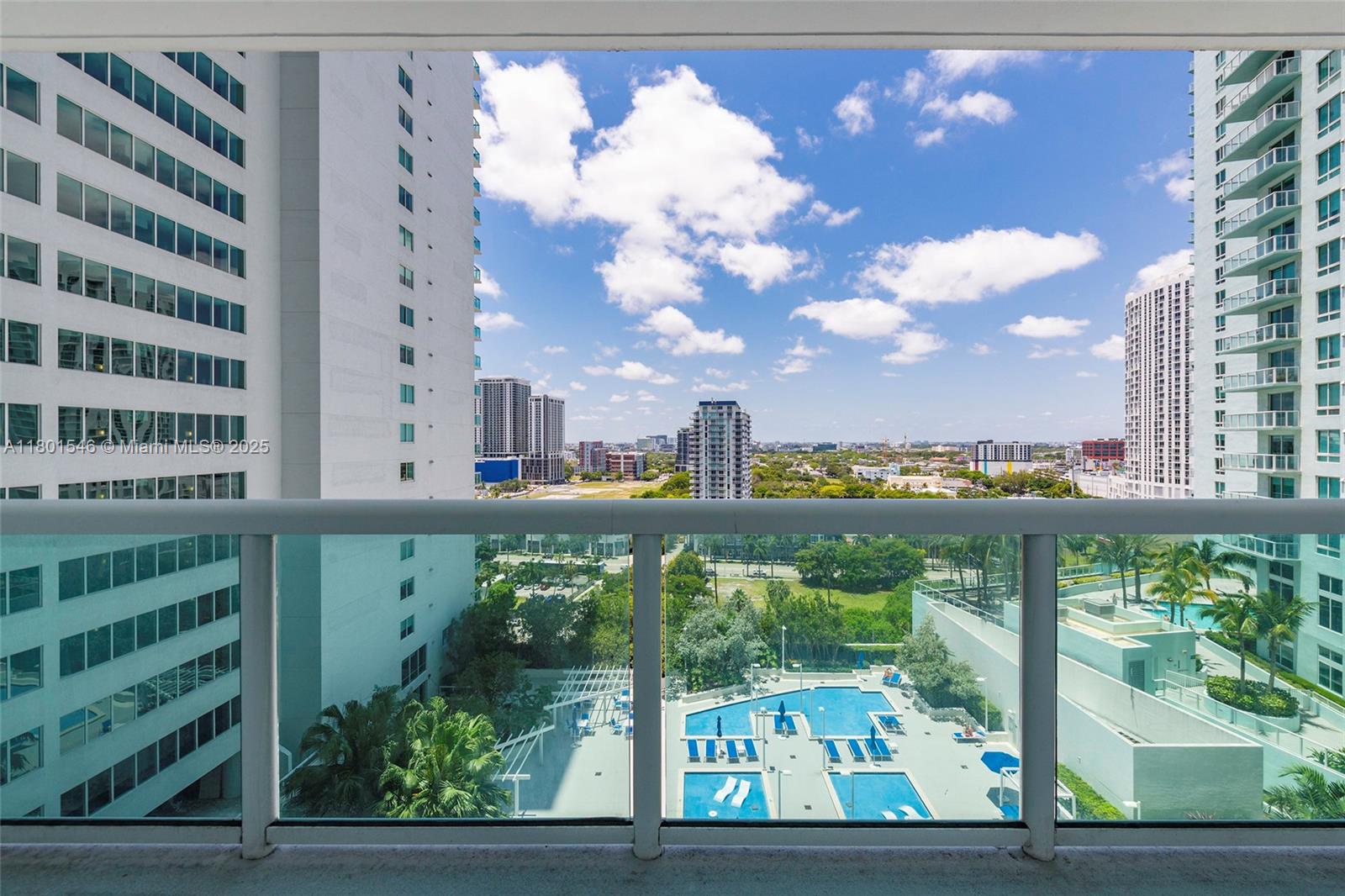 1800 N Bayshore Dr 1806, Miami, Broward County, Florida - 1 Bedrooms  
1 Bathrooms - 