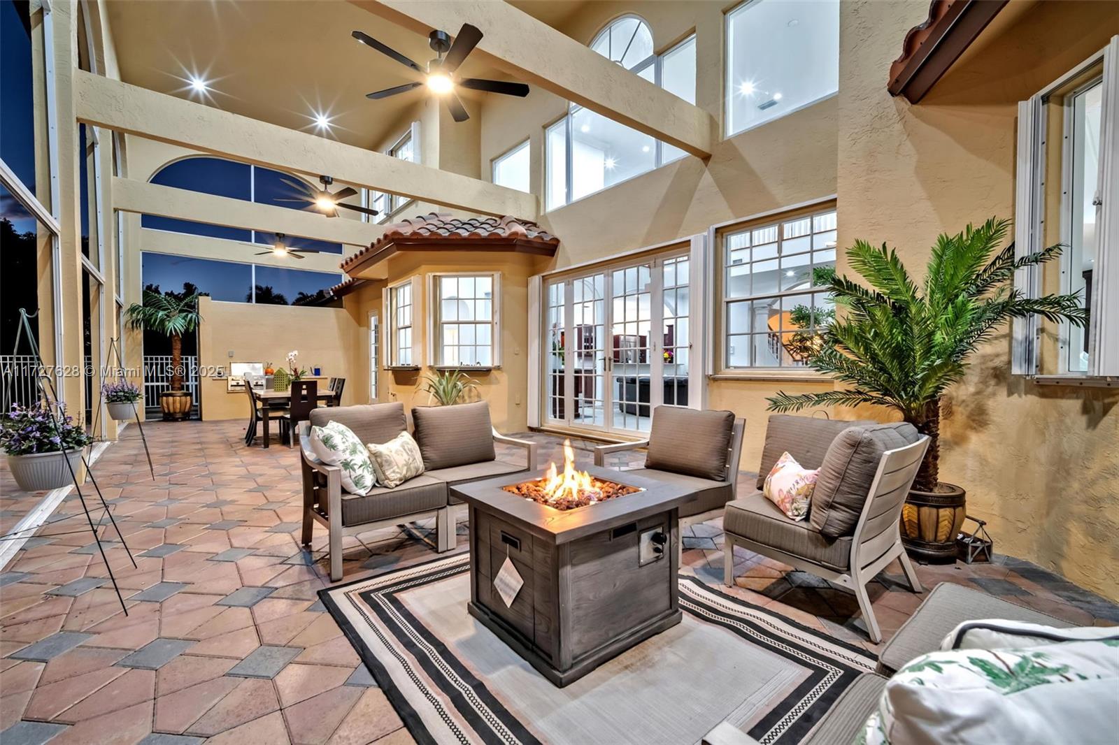 WINDMILL LAKE ESTATES - Residential