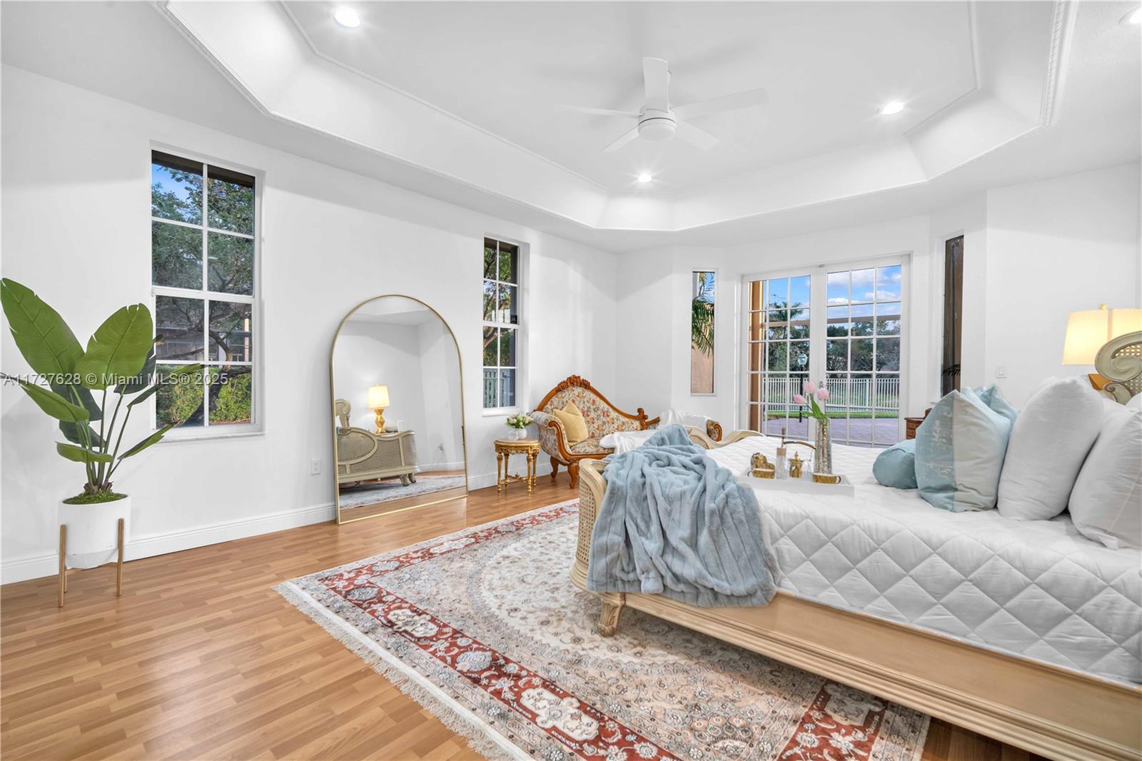 WINDMILL LAKE ESTATES - Residential