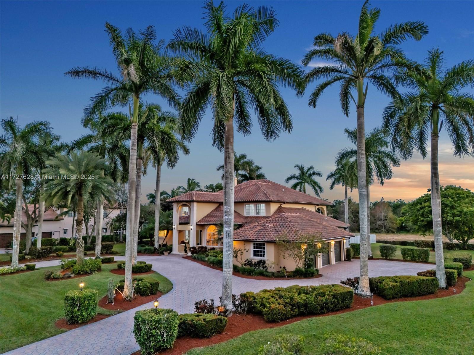 WINDMILL LAKE ESTATES - Residential