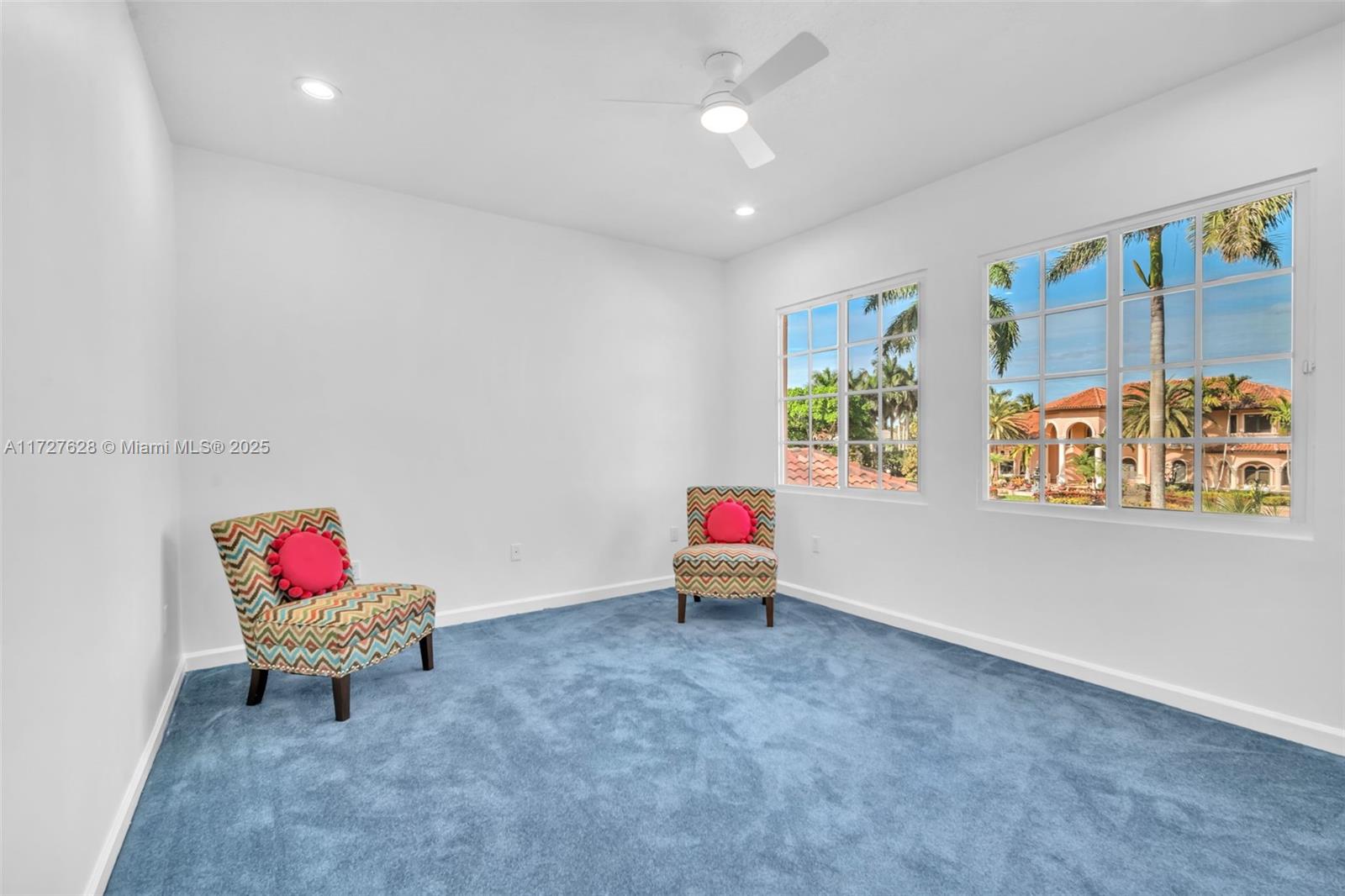WINDMILL LAKE ESTATES - Residential